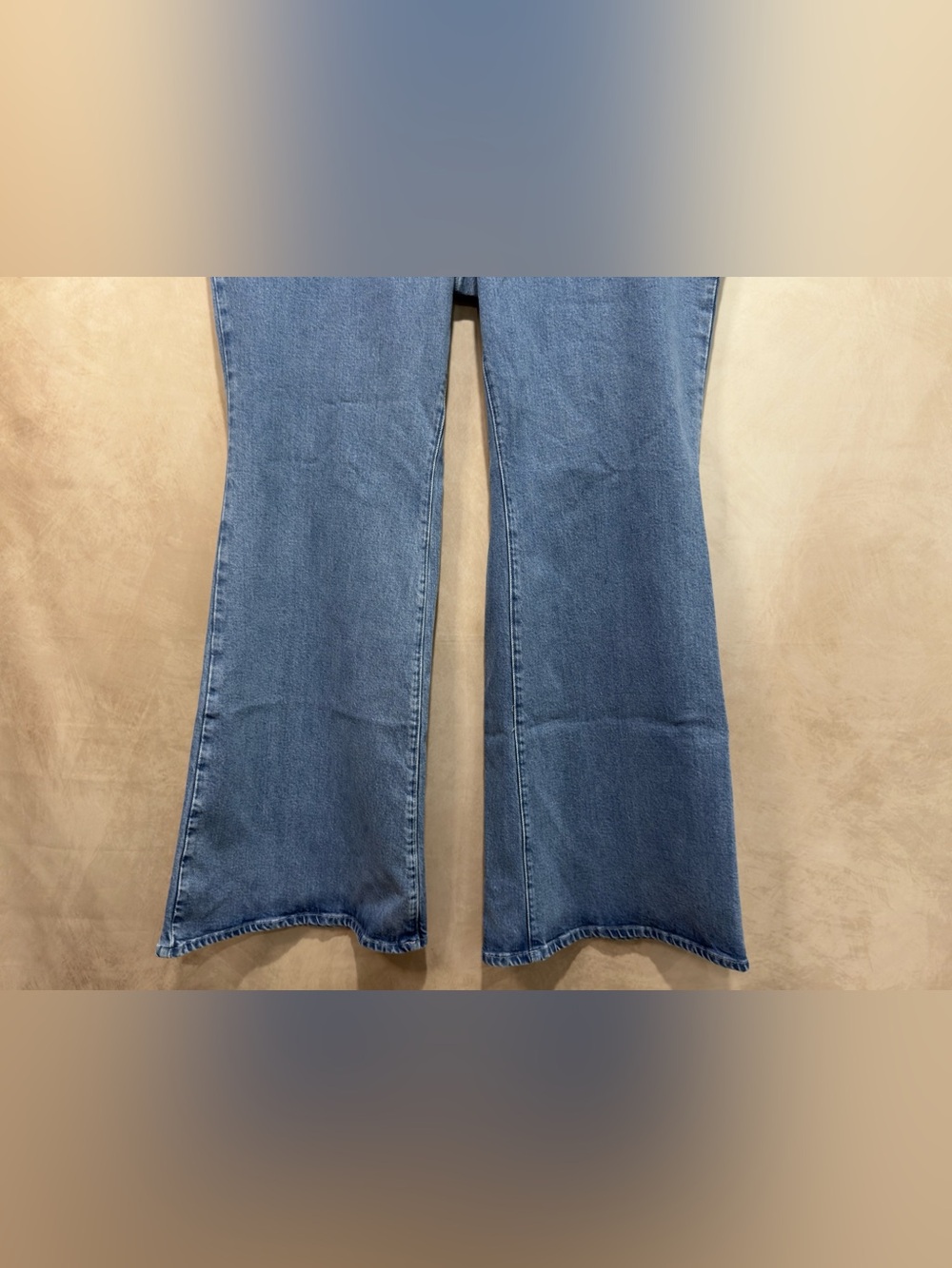 Good American Good Flare Trouser Jeans Plus Size 26 (26W) Indigo 551 NWT - Picture 6 of 16